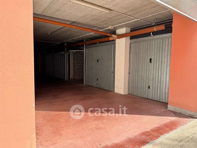 Garage/posto auto in residenziale in 