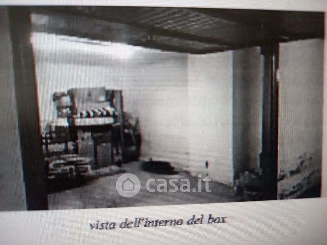 Box/posto auto in residenziale in Corso Giuseppe Garibaldi 22