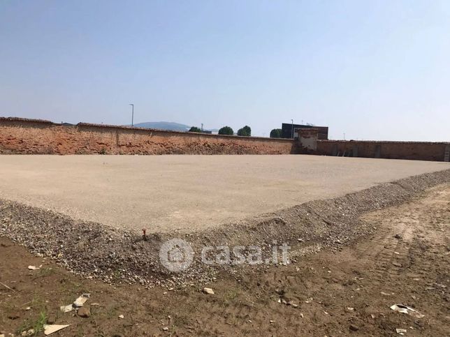 Terreno edificabile in residenziale in Strada Tetti Caglieri