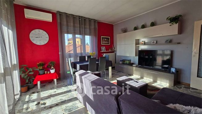 Appartamento in residenziale in Viale Ticino 23