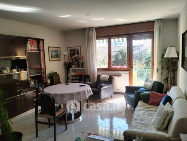 Appartamento in residenziale in Via Soave