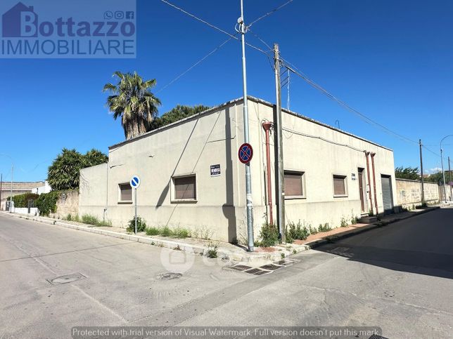 Villa in residenziale in Via Regina Margherita 14