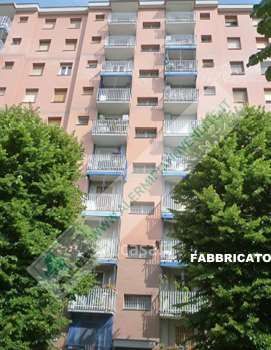 Appartamento in residenziale in Viale Italia 38