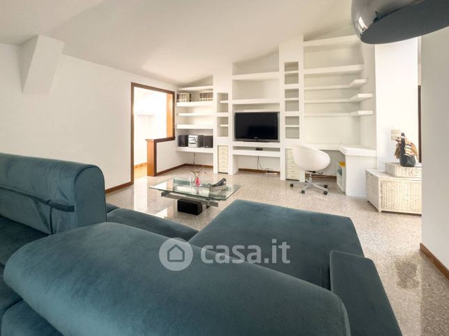 Appartamento in residenziale in Piazza S. Lorenzo 7