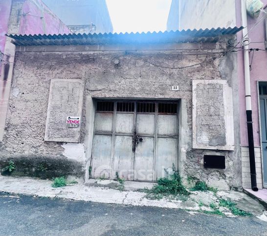 Box/posto auto in residenziale in Via San Michele 22