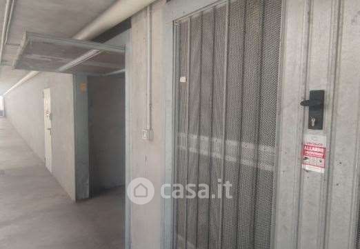 Box/posto auto in residenziale in Via Piero Gobetti