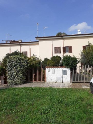 Villa in residenziale in Via Russia 38