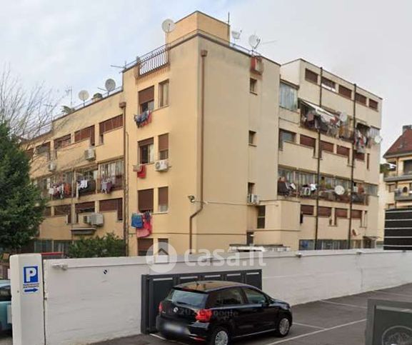 Appartamento in residenziale in Via Altichieri da Zevio