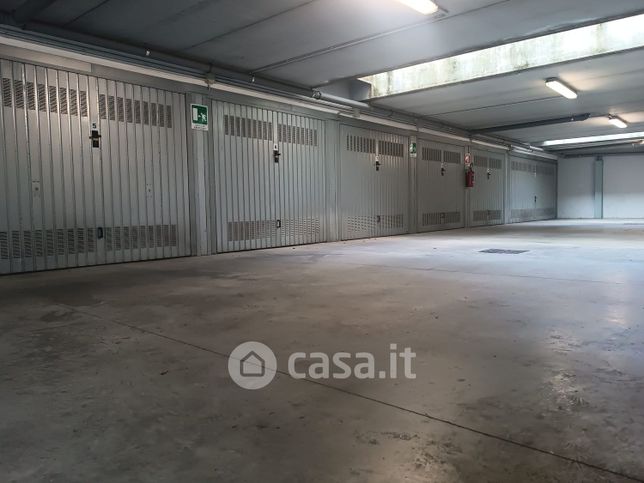 Garage/posto auto in residenziale in Via Garegnano 46