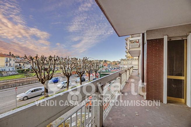 Appartamento in residenziale in Via Tonale 3