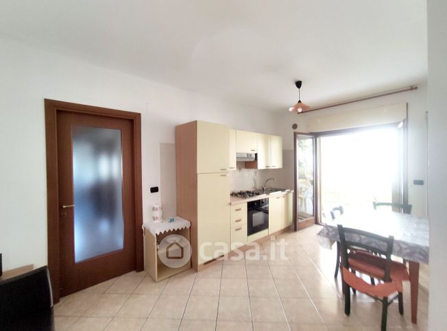 Appartamento in residenziale in Via Aldo Moro 90 a