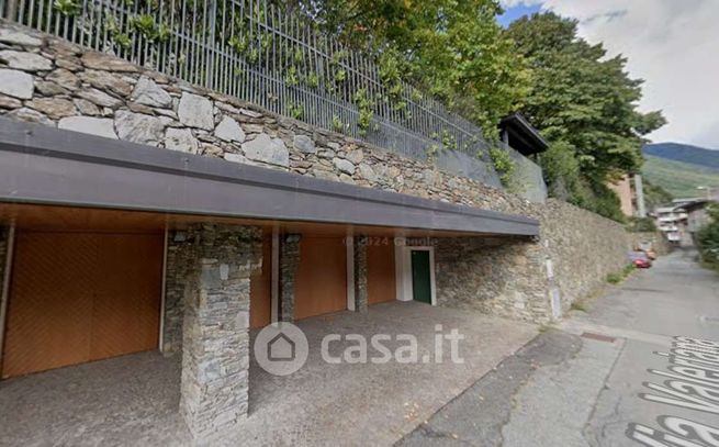Appartamento in residenziale in Via Valeriana 20