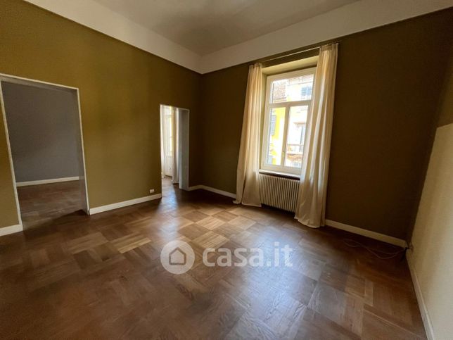 Appartamento in residenziale in Corso Cento Cannoni