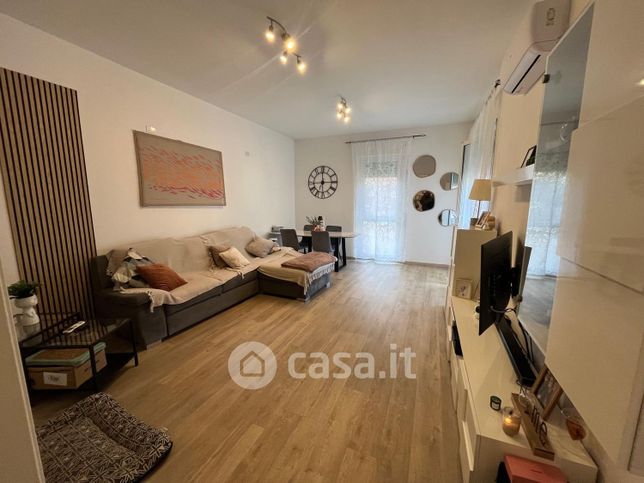 Appartamento in residenziale in Via Mongrifone