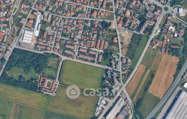 Box/posto auto in residenziale in Via Giuseppe Verdi