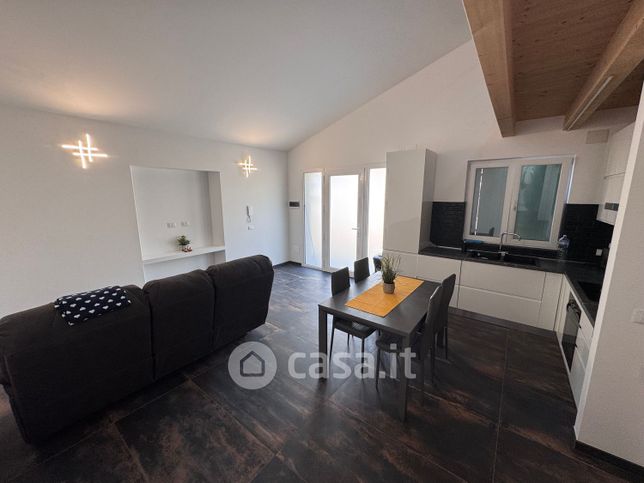Appartamento in residenziale in Via Ortigara