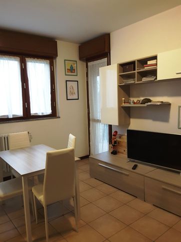 Appartamento in residenziale in Via serrati 12