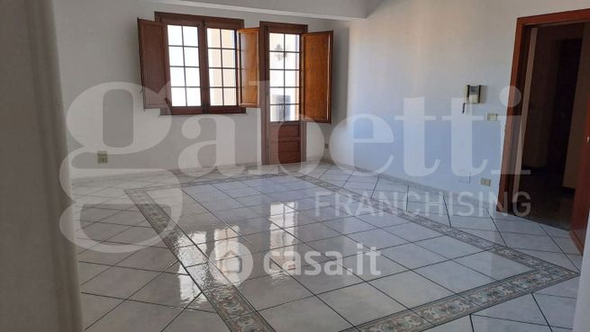Appartamento in residenziale in Via Dante Alighieri 97