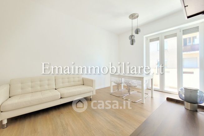 Appartamento in residenziale in Via Antonio Carnevali 66