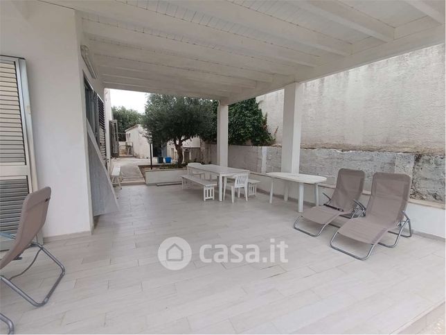 Casa indipendente in residenziale in