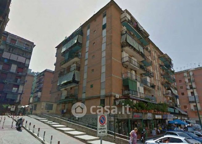 Appartamento in residenziale in Via Campegna 85