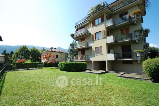 Appartamento in residenziale in Via Sant'Alessandro 7