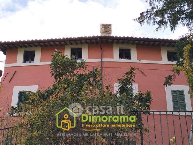 Appartamento in residenziale in Frazione Rapicciano 5