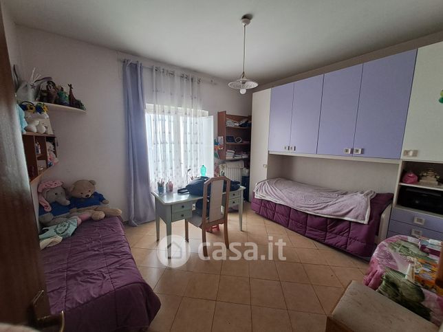 Appartamento in residenziale in Via Li Schisani 3