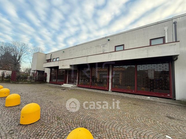 Capannone in commerciale in Via Bertacciola