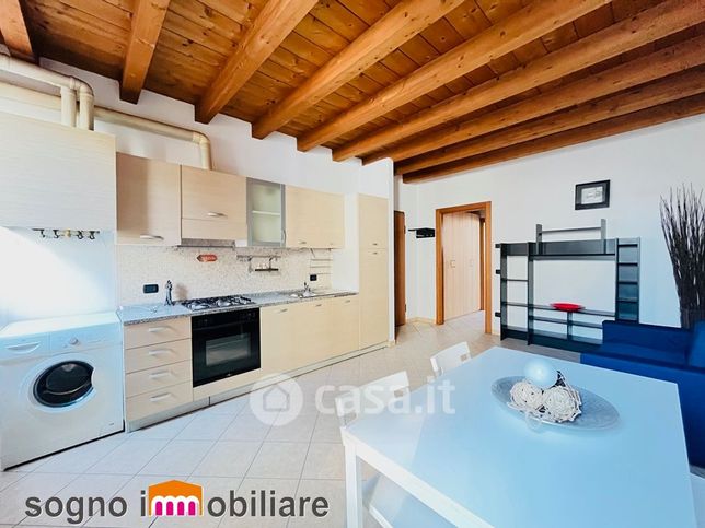 Appartamento in residenziale in Via Pierdomenico Frattini 43