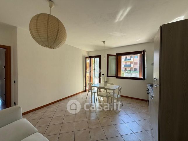 Appartamento in residenziale in Via don Silvio Coira 8