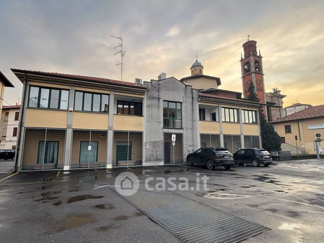 Ufficio in commerciale in Via Vittorio Emanuele II 8