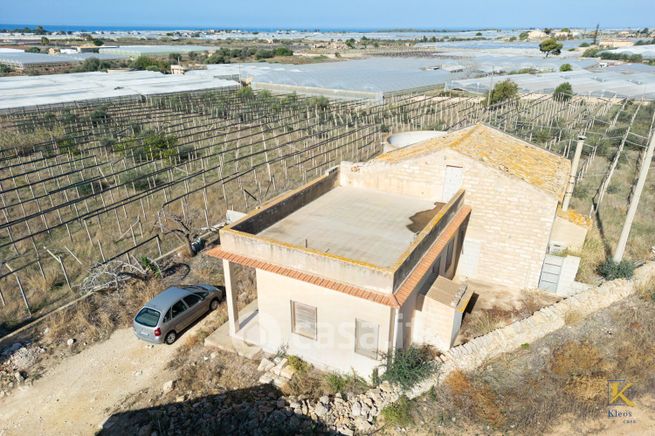 Terreno agricolo in commerciale in Contrada Sughero