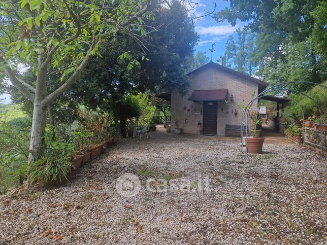 Casa indipendente in residenziale in Strada Cenerente