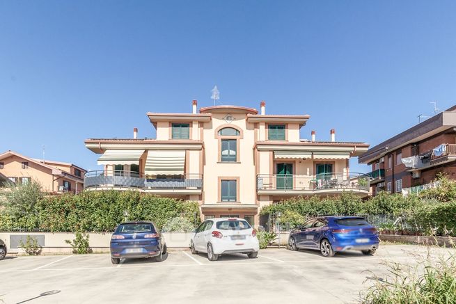 Attico/mansarda in residenziale in Via Vittorio Alfieri 24