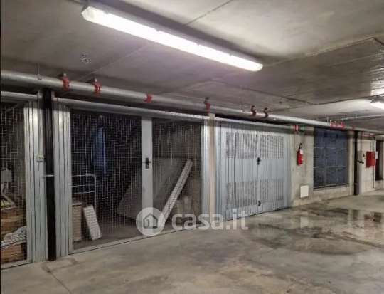 Box/posto auto in residenziale in Via Ginevrina da Fossano 17