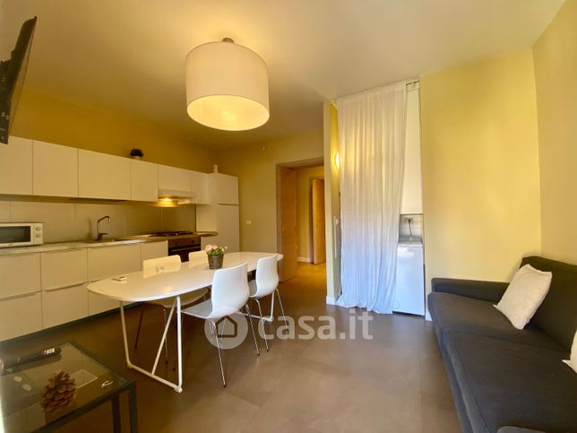 Appartamento in residenziale in Via Archimede 133