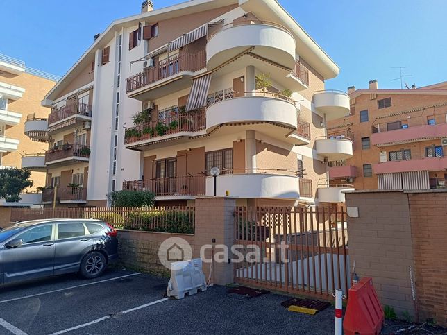 Box/posto auto in residenziale in Via Antonio Santoro 31