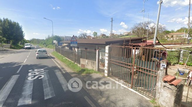 Casa indipendente in residenziale in Via Casilina 86