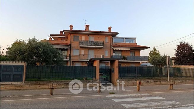 Terreno agricolo in commerciale in Via Vallere 35