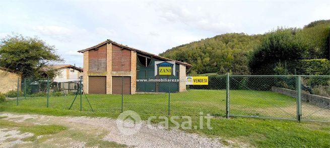 Terreno edificabile in residenziale in Strada Sivizzano 10