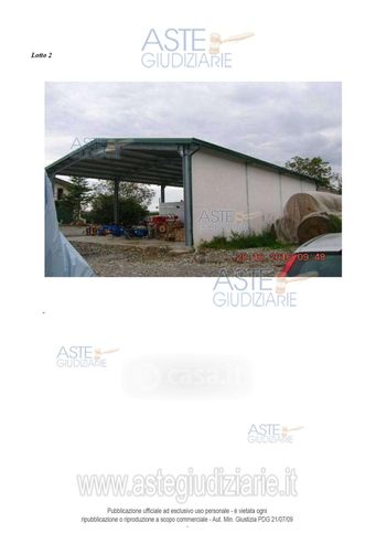 Terreno agricolo in commerciale in 