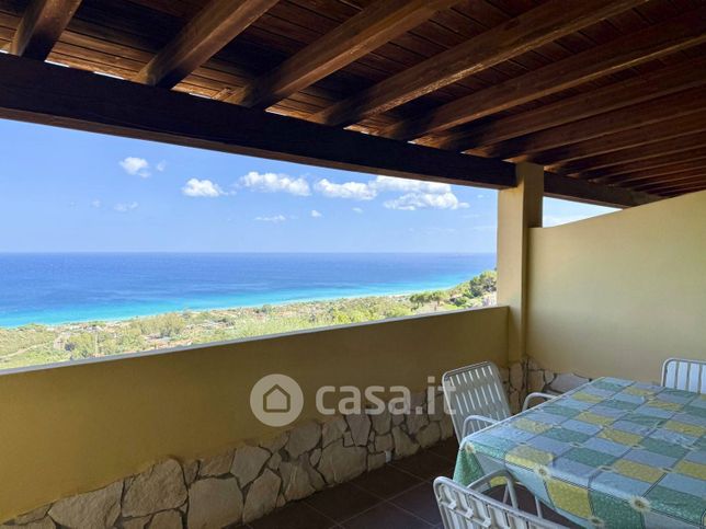 Casa bi/trifamiliare in residenziale in Via delle Maree 5