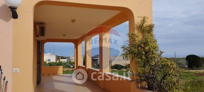 Appartamento in residenziale in Lungomare C. Colombo