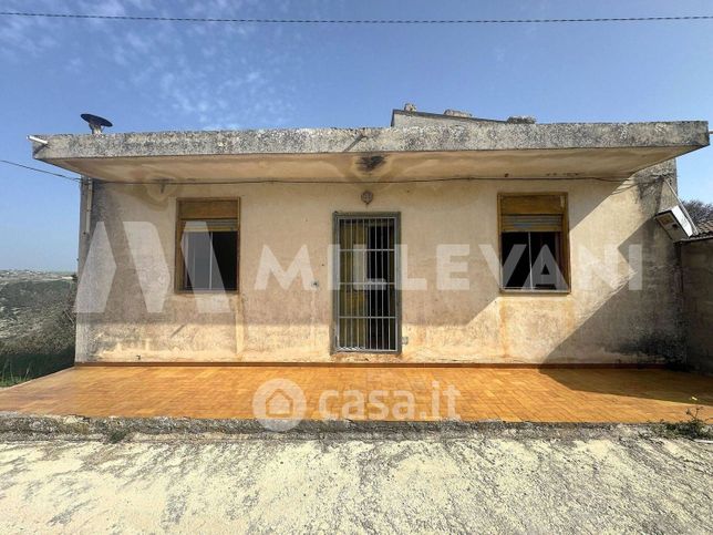 Casa indipendente in residenziale in Via Giuseppe Toniolo