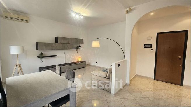 Appartamento in residenziale in Via Santa Caterina da Siena 9