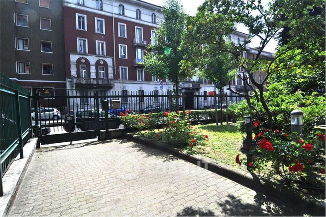 Appartamento in residenziale in Viale Sarca 85