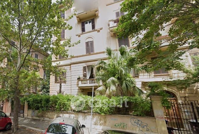 Appartamento in residenziale in Viale Glorioso 14