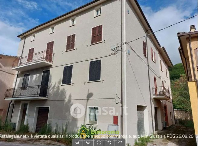 Appartamento in residenziale in Via della Stazione 65