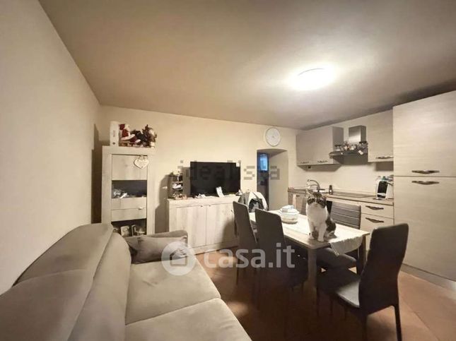 Casa indipendente in residenziale in Via dei Laghi